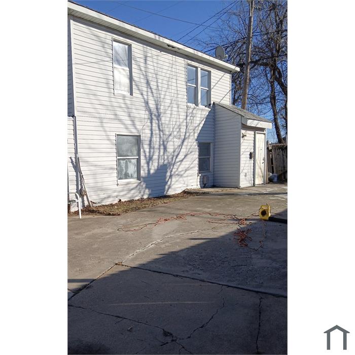 420R SW 26th St